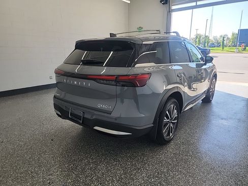 Certified 2026 INFINITI QX60 Luxe w/ Cargo Package AWD/4WD image 5