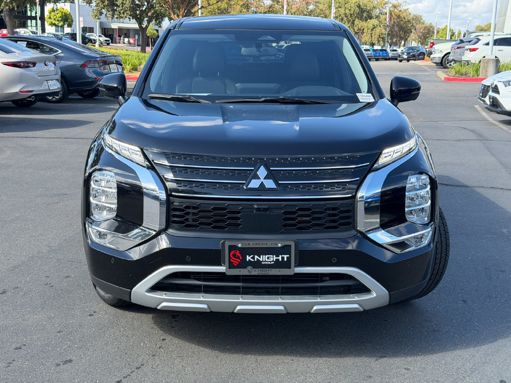 Used 2024 Mitsubishi Outlander SE FWD image 3