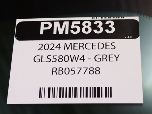 Used 2024 Mercedes-Benz GLS 580 4MATIC image 37