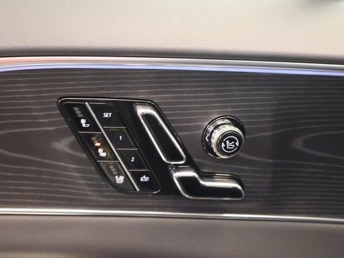 New 2026 Cadillac Lyriq Signature Luxury image 9