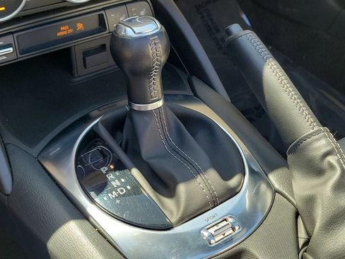 Used 2021 MAZDA MX-5 Miata RF Grand Touring image 29