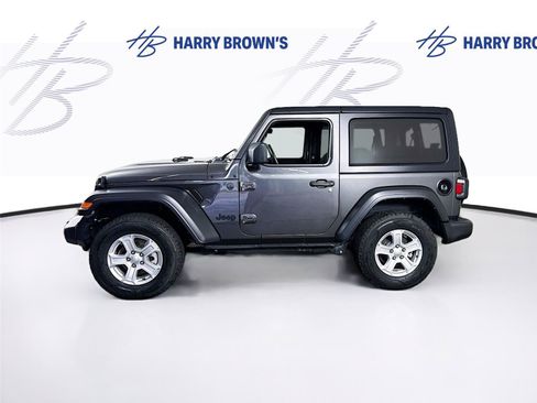 Used 2022 Jeep Wrangler Sport AWD/4WD image 25