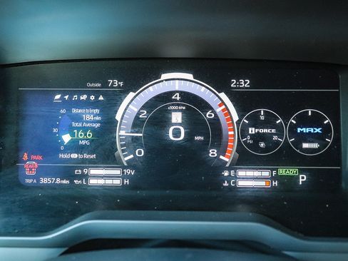 Used 2024 Toyota Sequoia Capstone AWD/4WD image 31