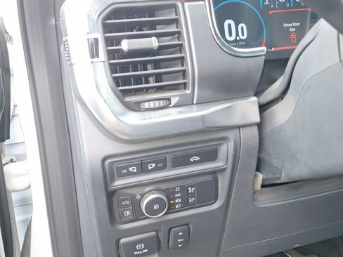 Used 2021 Ford F150 Lariat w/ Equipment Group 502A High AWD/4WD image 15