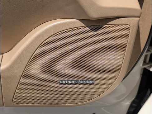 Used 2013 Buick LaCrosse Premium w/ Entertainment Package FWD image 19