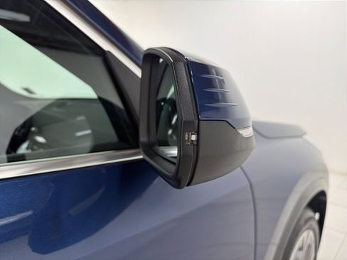 Used 2025 BMW X1 xDrive28i w/ Convenience Package image 26