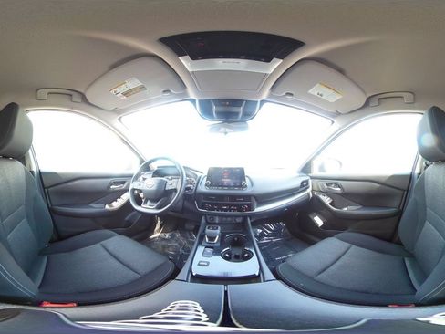 Used 2025 Nissan Rogue SV FWD image 47