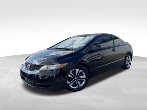 Used 2011 Honda Civic LX image 1