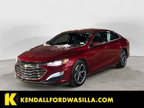 Used 2024 Chevrolet Malibu LT image 1