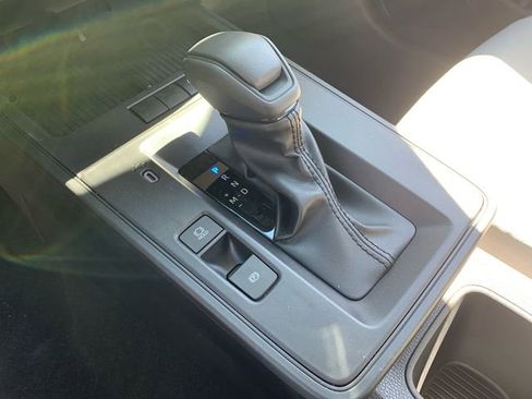 New 2026 Toyota Corolla Cross L image 21