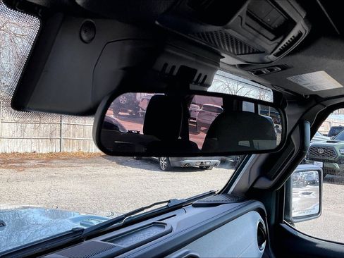 Certified 2024 Jeep Wrangler Sahara image 32