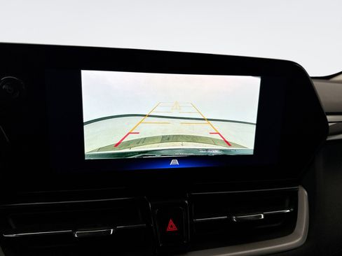 Used 2025 Chevrolet TrailBlazer LT w/ Driver Confidence Package image 15