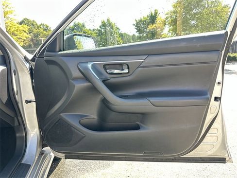 Used 2015 Nissan Altima 2.5 S w/ Power Driver Seat Package image 21