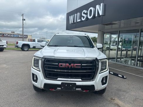 Used 2021 GMC Yukon XL AT4 w/ AT4 Premium Package AWD/4WD image 2