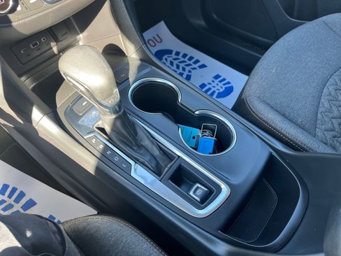 Used 2024 Chevrolet Equinox LT image 31