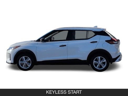 Used 2023 Nissan Kicks S image 6