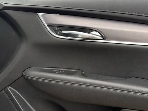 Used 2024 Cadillac XT6 Luxury FWD image 27