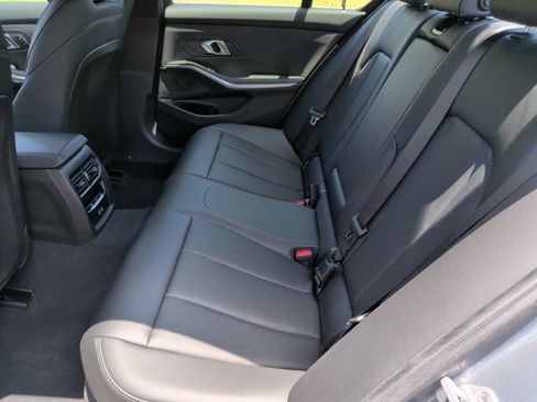 Used 2025 BMW 330i Sedan RWD image 37