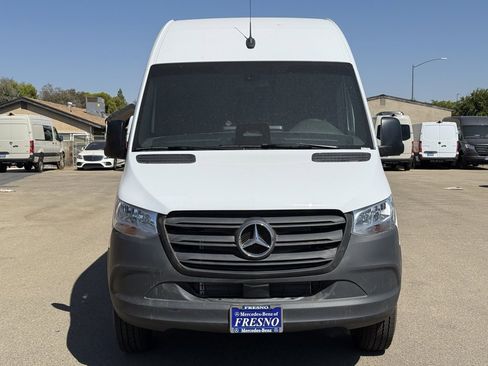 New 2025 Mercedes-Benz Sprinter 2500 image 5