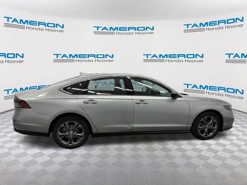 Used 2023 Honda Accord EX image 6