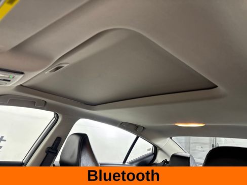 Used 2024 Nissan Altima 2.5 SL FWD image 14
