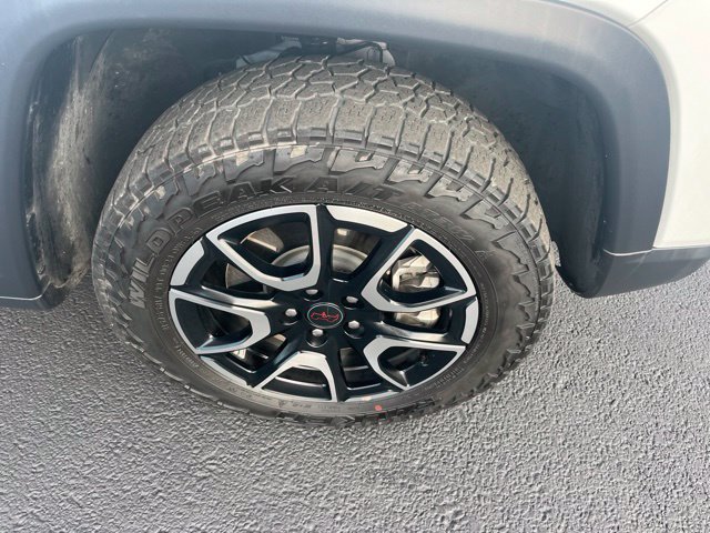 Used 2025 Jeep Compass Trailhawk AWD/4WD image 17