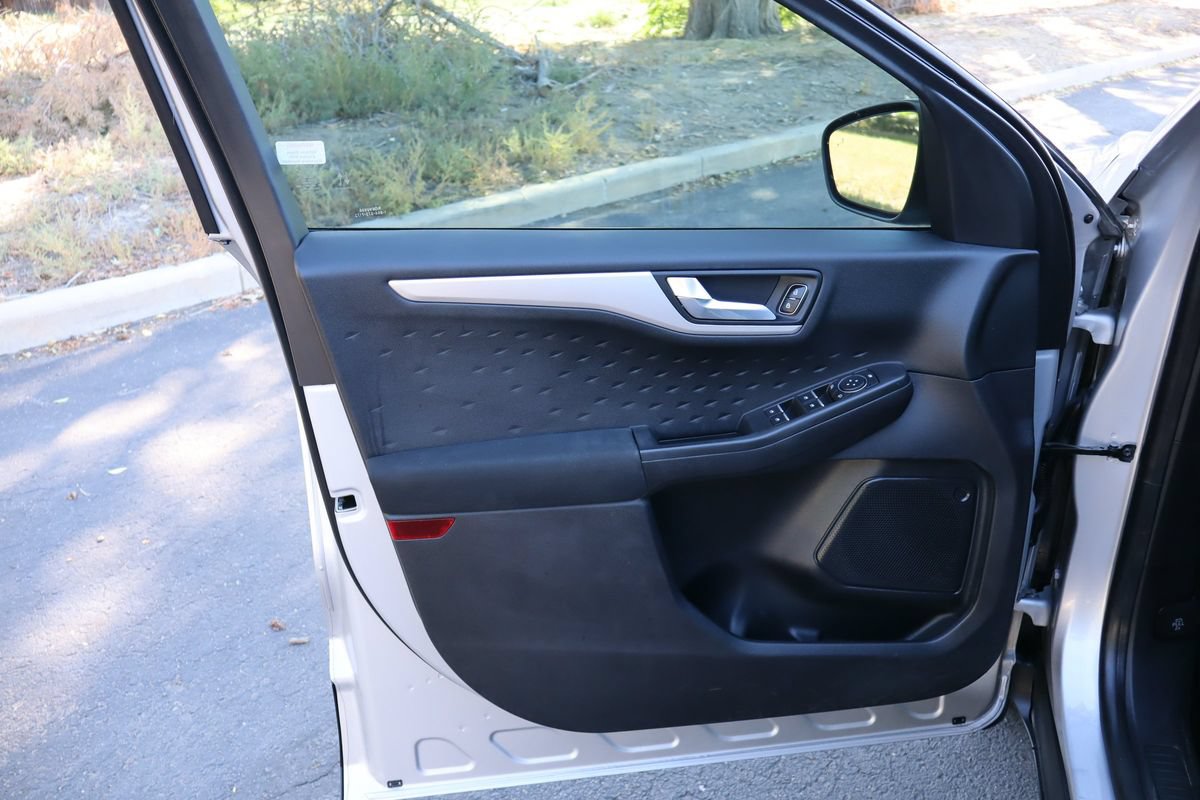 Used 2020 Ford Escape SE AWD/4WD image 23
