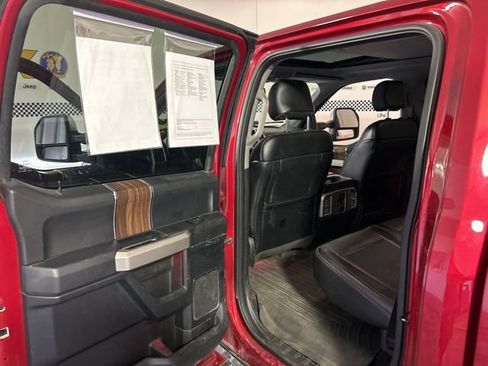 Used 2016 Ford F150 Lariat w/ Equipment Group 502A Luxury AWD/4WD image 33