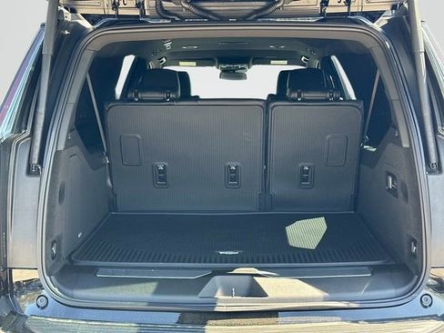Used 2026 Cadillac Escalade ESV 4WD w/ LPO, Floor Liner Package image 18