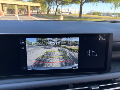 Used 2025 Hyundai Tucson SEL image 21