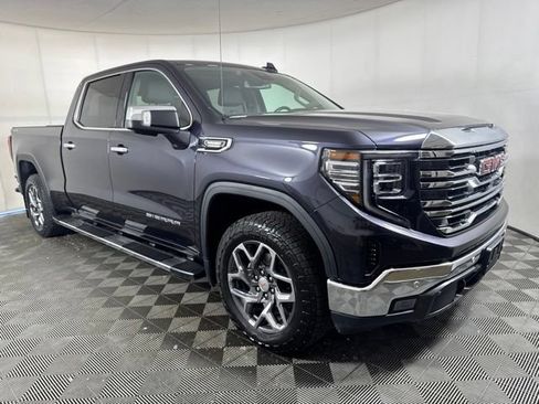 Used 2022 GMC Sierra 1500 SLT w/ SLT Premium Plus Package AWD/4WD image 1