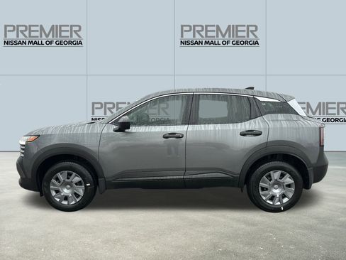 New 2026 Nissan Kicks S image 8