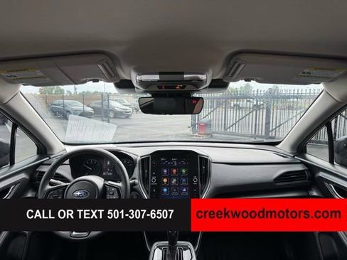 Used 2024 Subaru Crosstrek 2.5i Limited AWD/4WD image 14