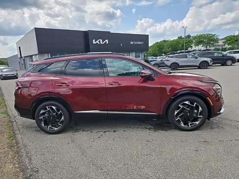 Certified 2024 Kia Sportage SX FWD image 2