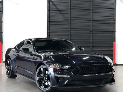 Used 2021 Ford Mustang GT w/ Equipment Group 301A RWD image 4