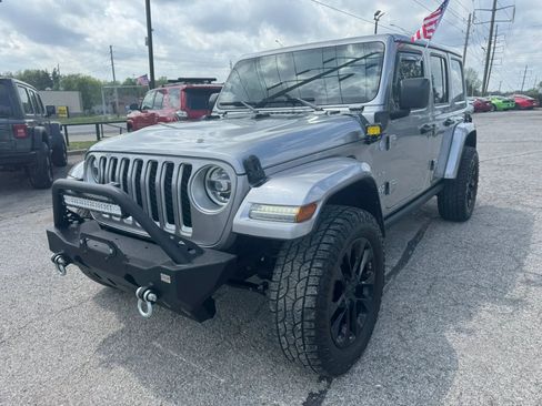 Used 2021 Jeep Wrangler Unlimited Sahara w/ Cold Weather Group image 7