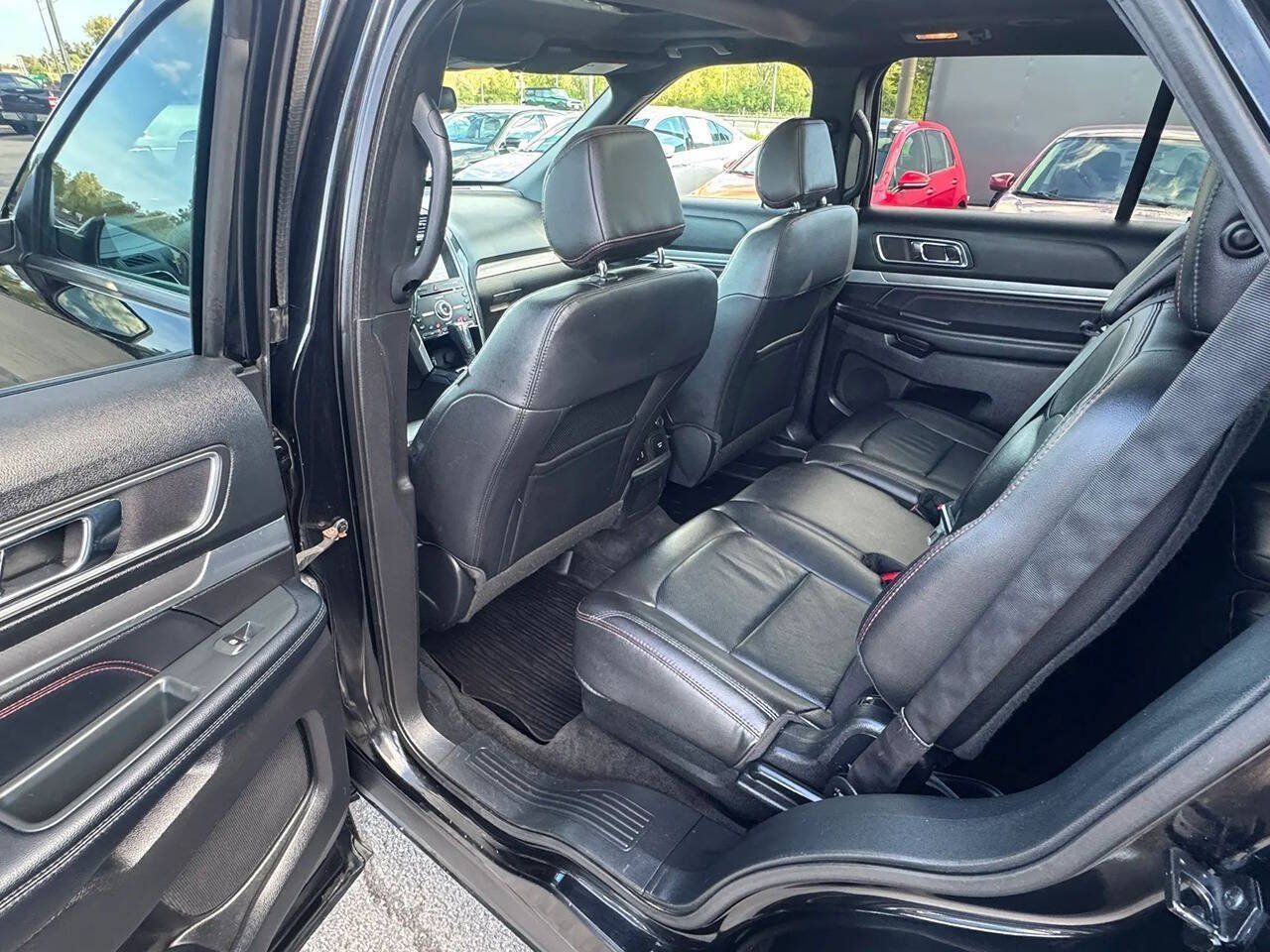 Used 2017 Ford Explorer Sport w/ Equipment Group 401A AWD/4WD image 12