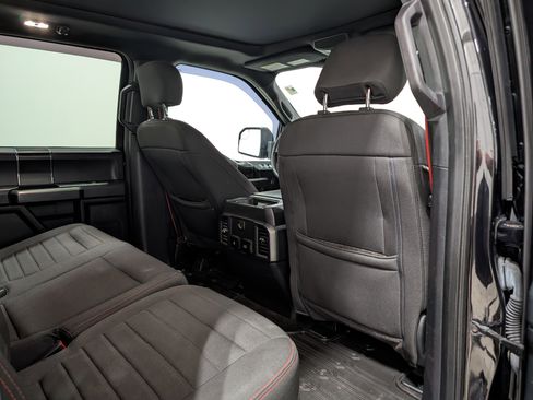 Used 2019 Ford F150 XLT w/ Equipment Group 302A Luxury AWD/4WD image 18