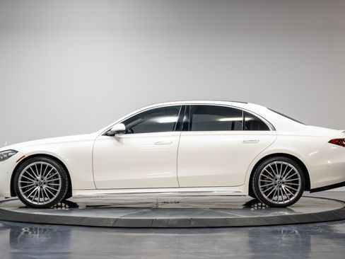 Used 2023 Mercedes-Benz S 580 4MATIC Sedan image 39