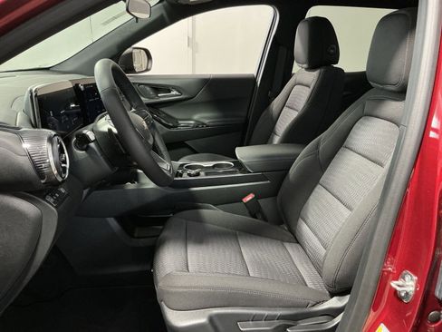New 2026 Chevrolet Equinox LT FWD image 14