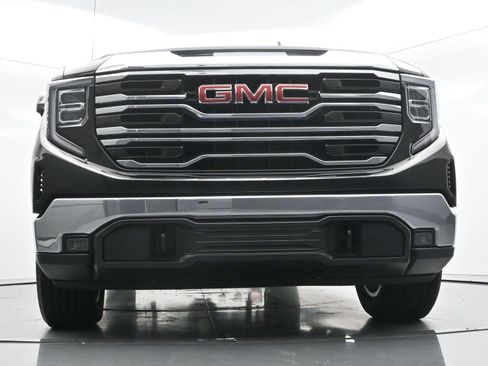 Used 2023 GMC Sierra 1500 SLT w/ SLT Convenience Package AWD/4WD image 48