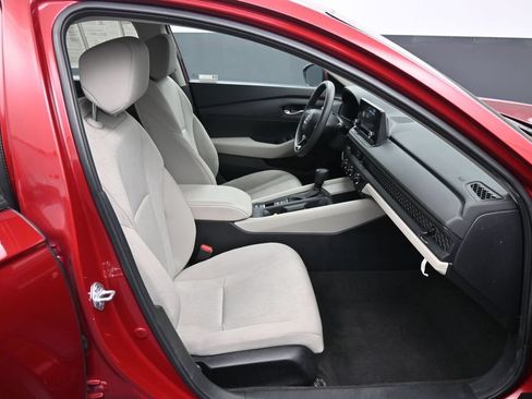 Certified 2023 Honda Accord LX image 24