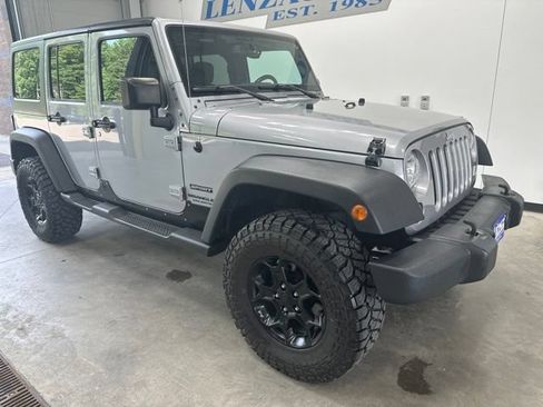 Used 2016 Jeep Wrangler Unlimited Sport w/ Quick Order Package 24S AWD/4WD image 2