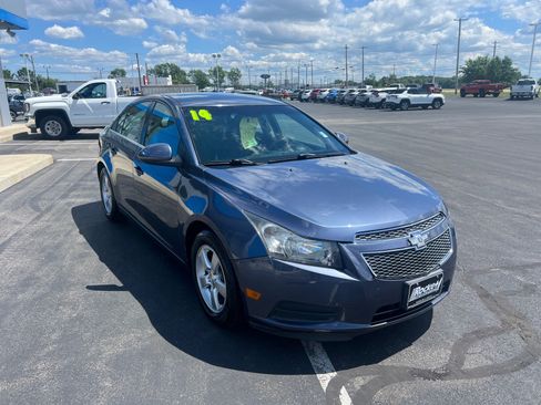 Used 2014 Chevrolet Cruze LT FWD image 6