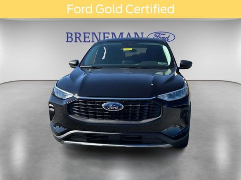 Certified 2025 Ford Escape Active w/ Cold Weather Package image 2
