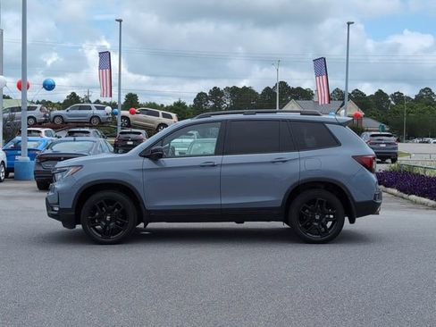 Used 2025 Honda Passport Black Edition image 8