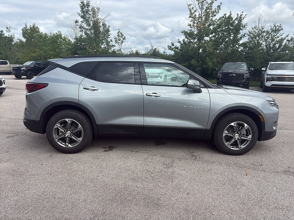 New 2026 Chevrolet Blazer LT AWD/4WD image 6
