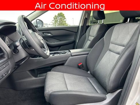 Used 2024 Nissan Rogue SV AWD/4WD image 13