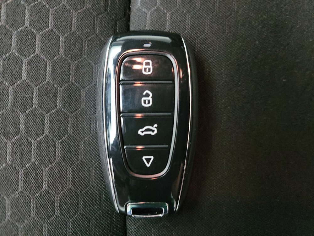 Used 2020 Hyundai Elantra Value Edition w/ Cargo Package (C1) FWD image 32