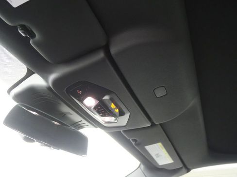 New 2026 BMW 840i Convertible image 19